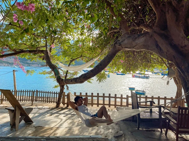 🎒 Top 5 trải nghiệm du lịch nội địa tháng 8 “đáng tiền” nhất – Bạn đã thử chưa?