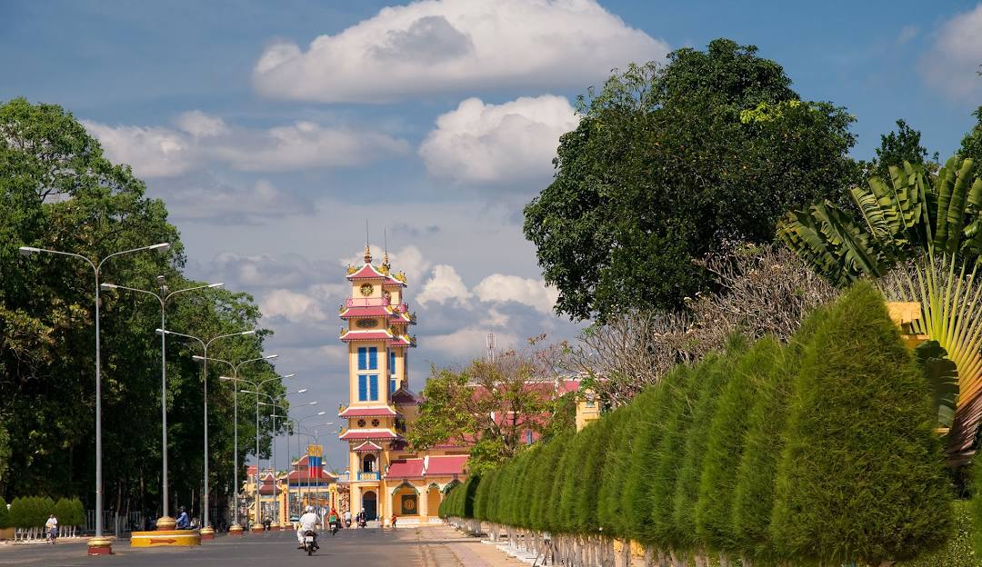 ⛰️ Tây Ninh – Về với núi Bà, viếng Tòa Thánh, thưởng thức đặc sản miền Đông